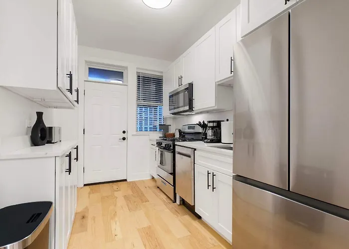 Apartamento Steps From Wrigley Field And Michigan