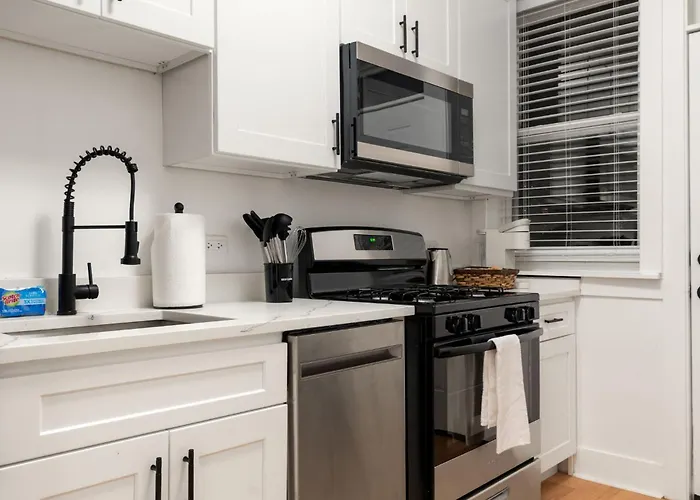 Steps From Wrigley Field And Michigan Apartamento *