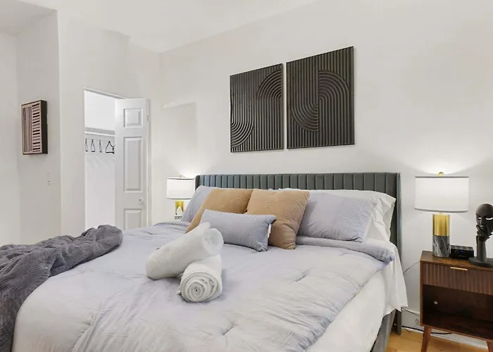 Steps From Wrigley Field And Michigan Apartamento